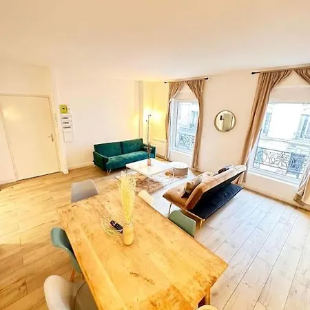 Magnificent Close To Paris Metro Line 1 Апартаменты